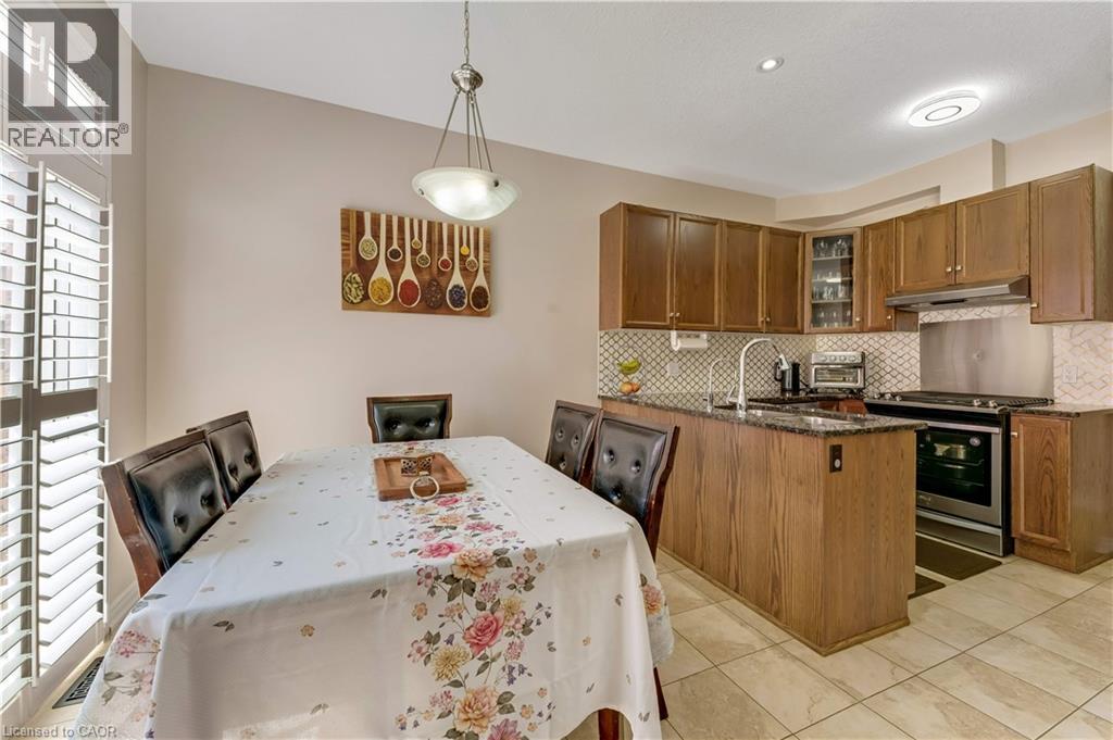 10 SANDYBAY Avenue, Kitchener, Ontario, N2A0H7 — Photo 13
