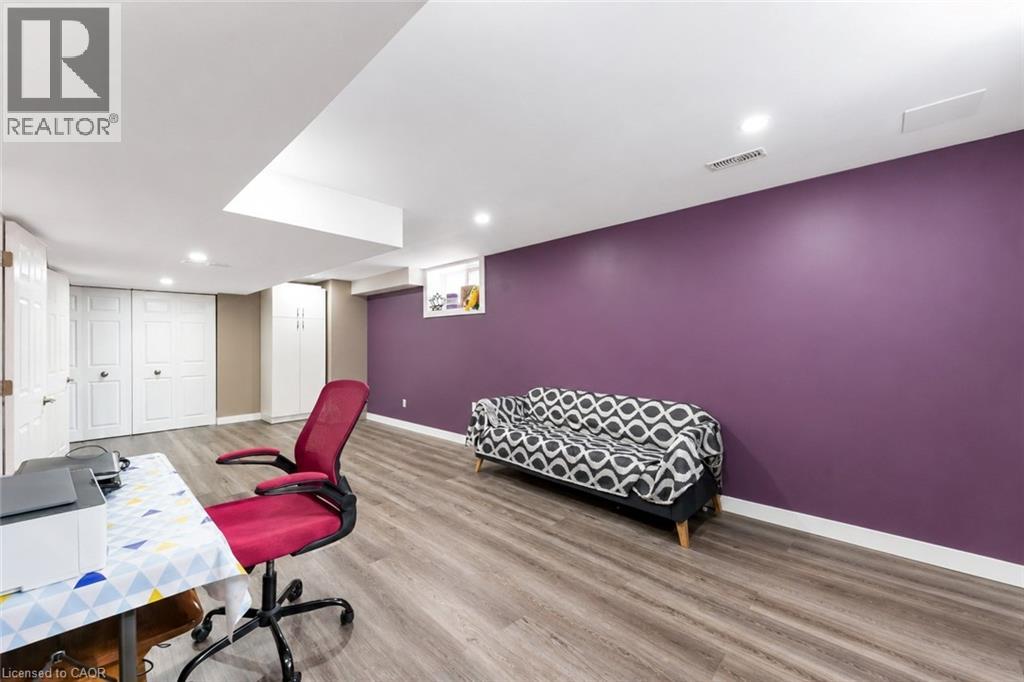10 SANDYBAY Avenue, Kitchener, Ontario, N2A0H7 — Photo 36