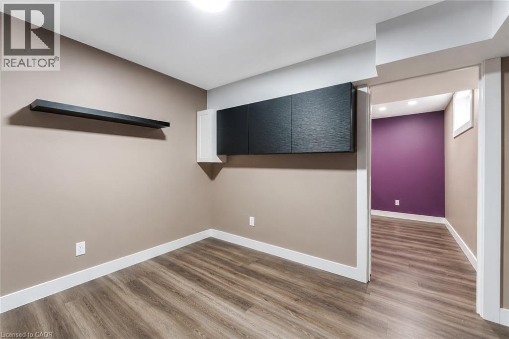 10 SANDYBAY Avenue, Kitchener, Ontario, N2A0H7 — Photo 38