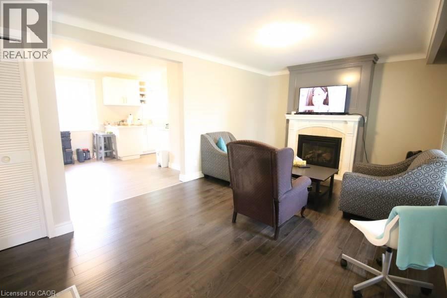 4 HUDSON Drive, St. Catharines, Ontario, L2M2J3 — Photo 3
