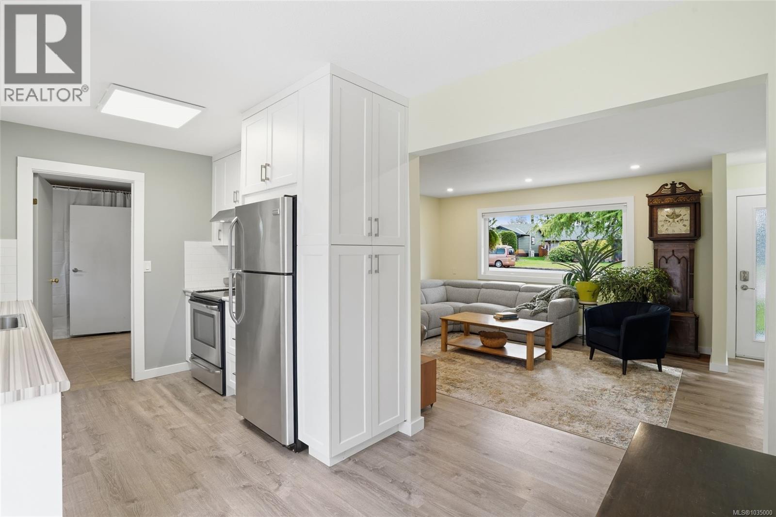 668 Foster Dr - 17