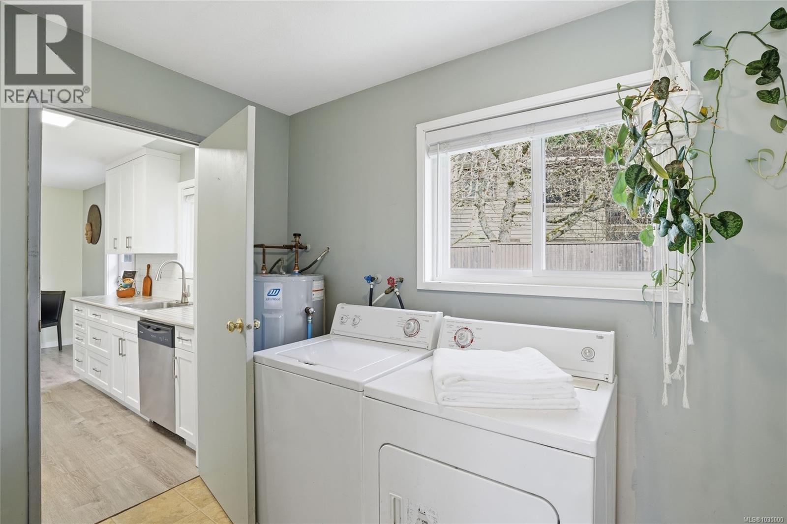 668 Foster Dr - 21