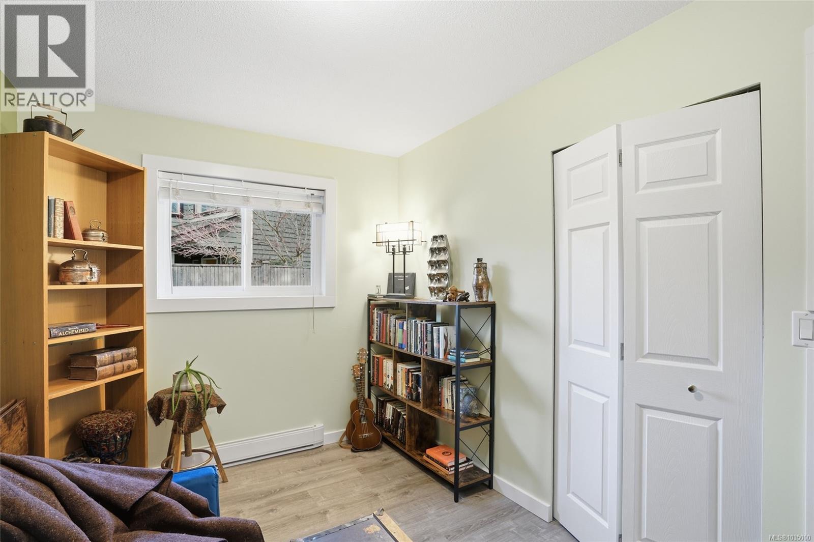668 Foster Dr - 7