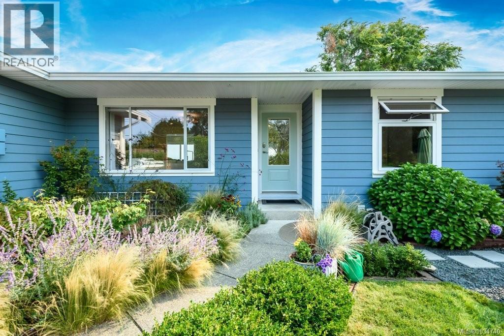 1938 Singing Sands Rd - 9
