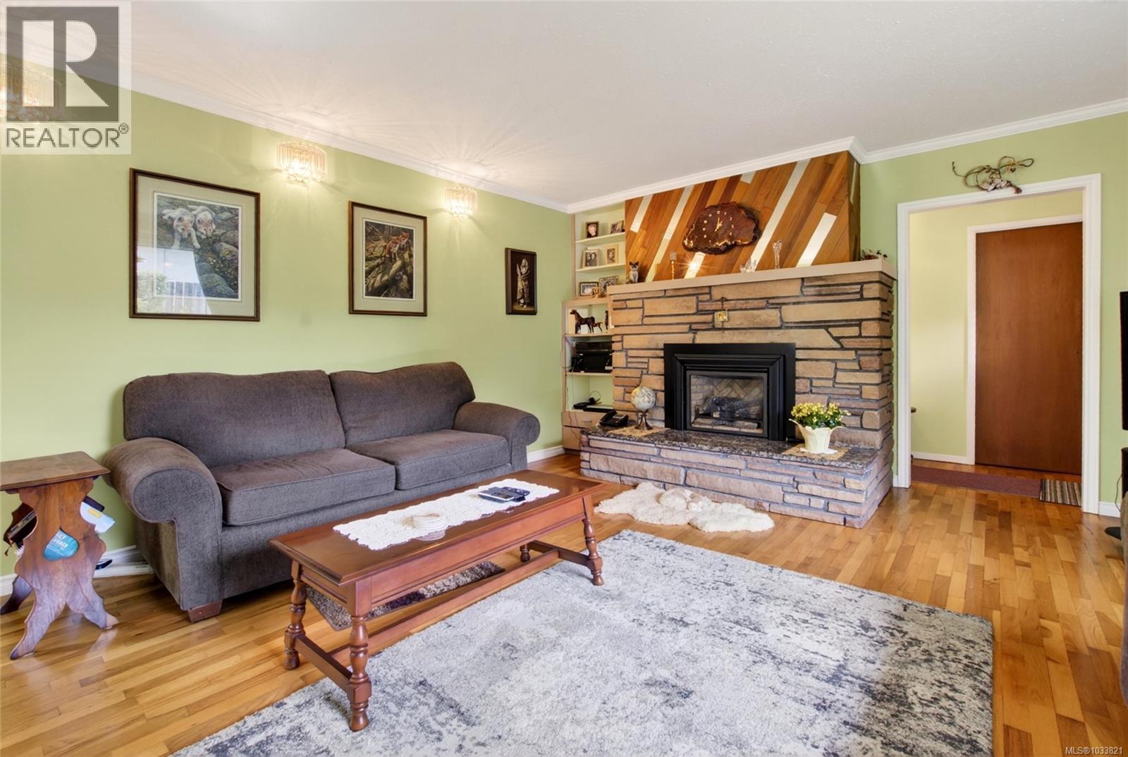 399 Arbutus Ave W - 11