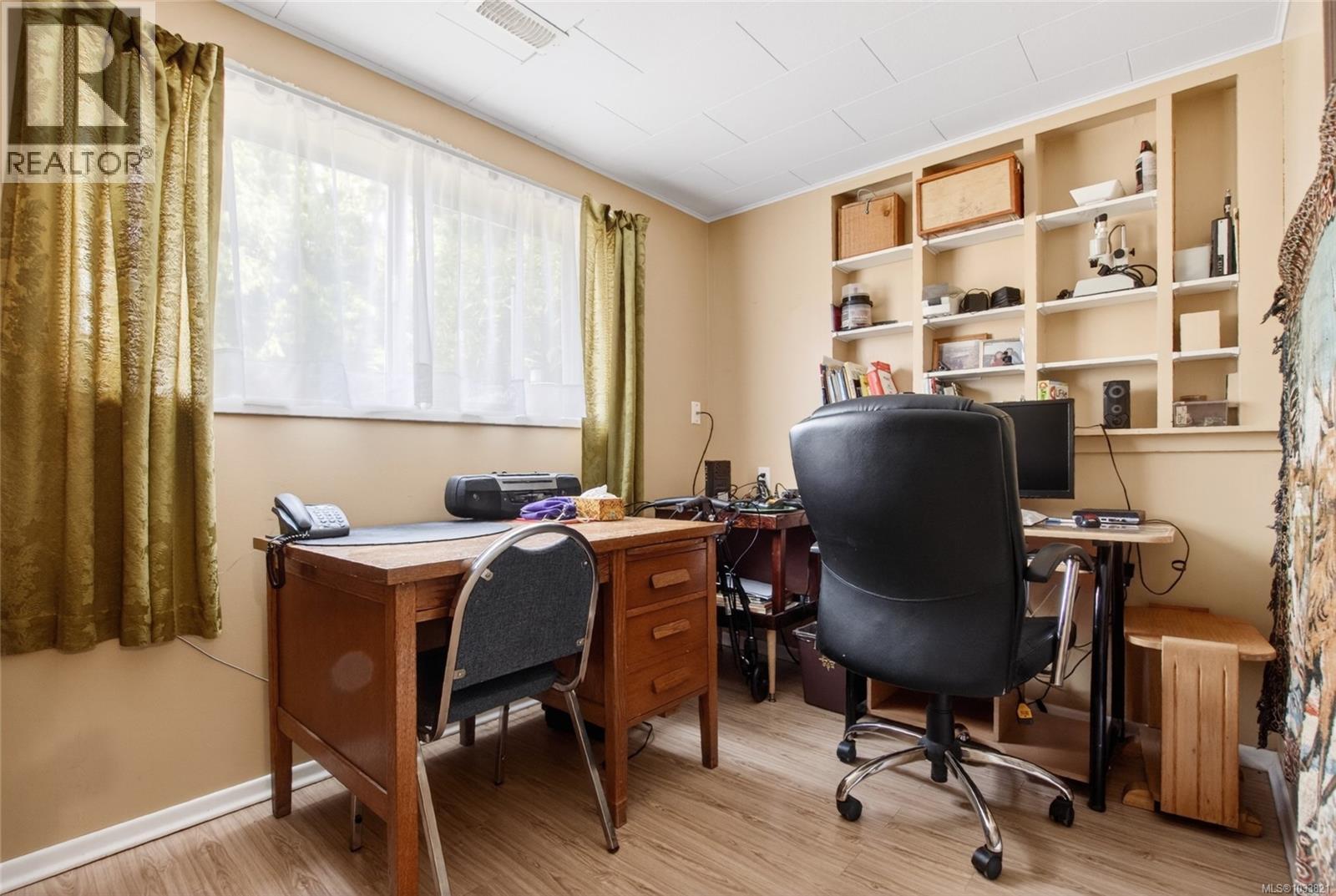 399 Arbutus Ave W - 22