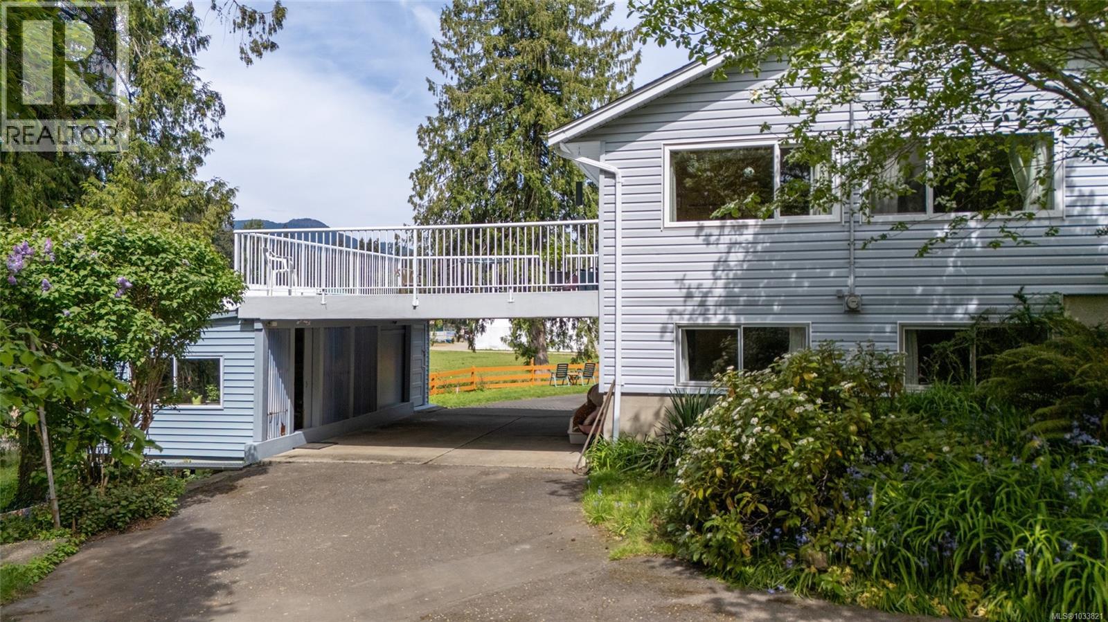 399 Arbutus Ave W - 5