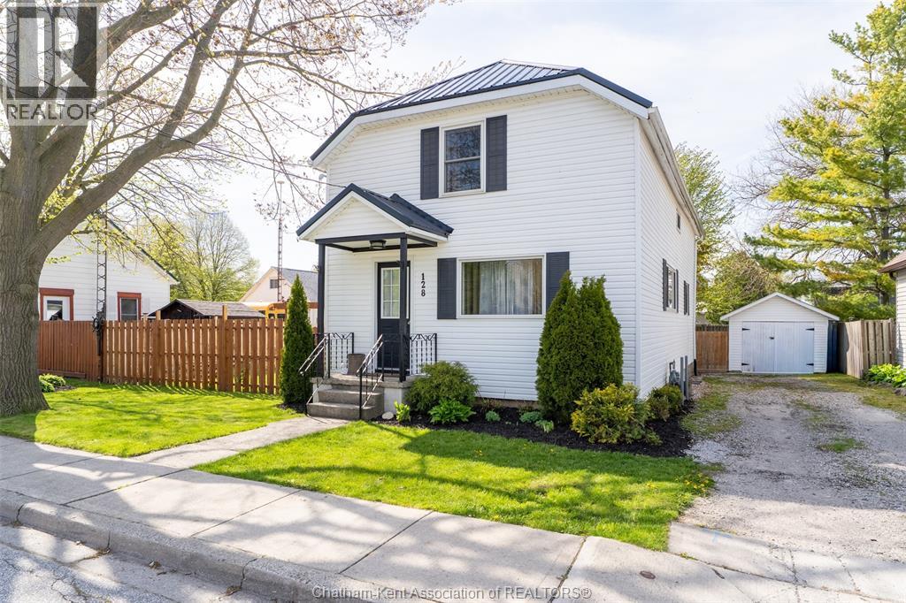 128 ELIZABETH STREET - 1