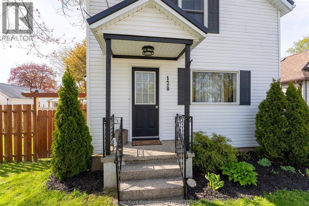128 ELIZABETH STREET - 37