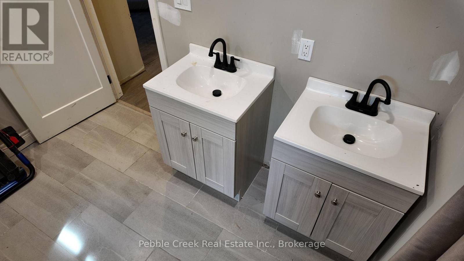 84675 BLUEWATER HIGHWAY - 22