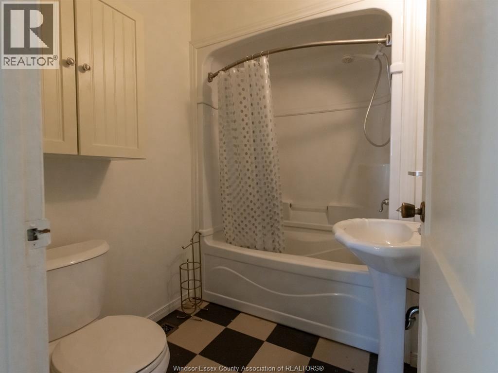 438 WAHKETA STREET, Windsor, Ontario, N8X1B6 — Photo 15