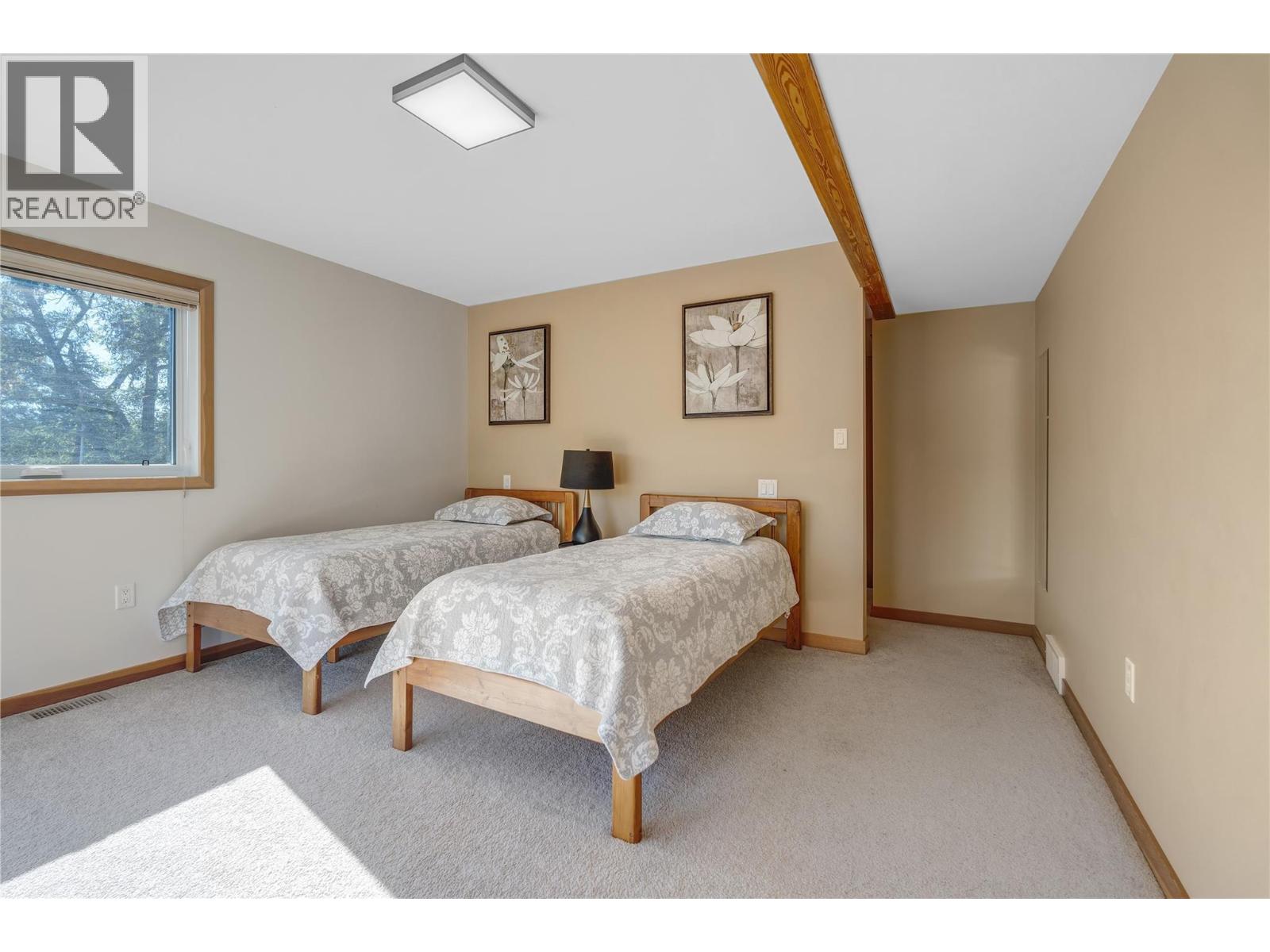1702 Thornber Street, Summerland