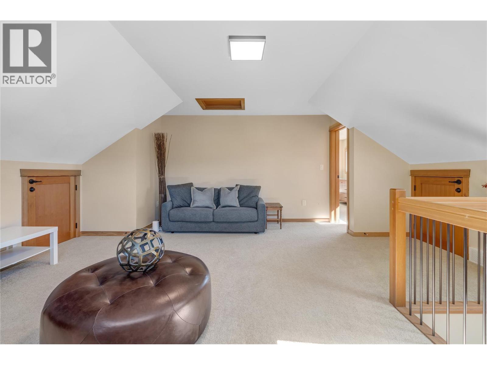 1702 Thornber Street, Summerland