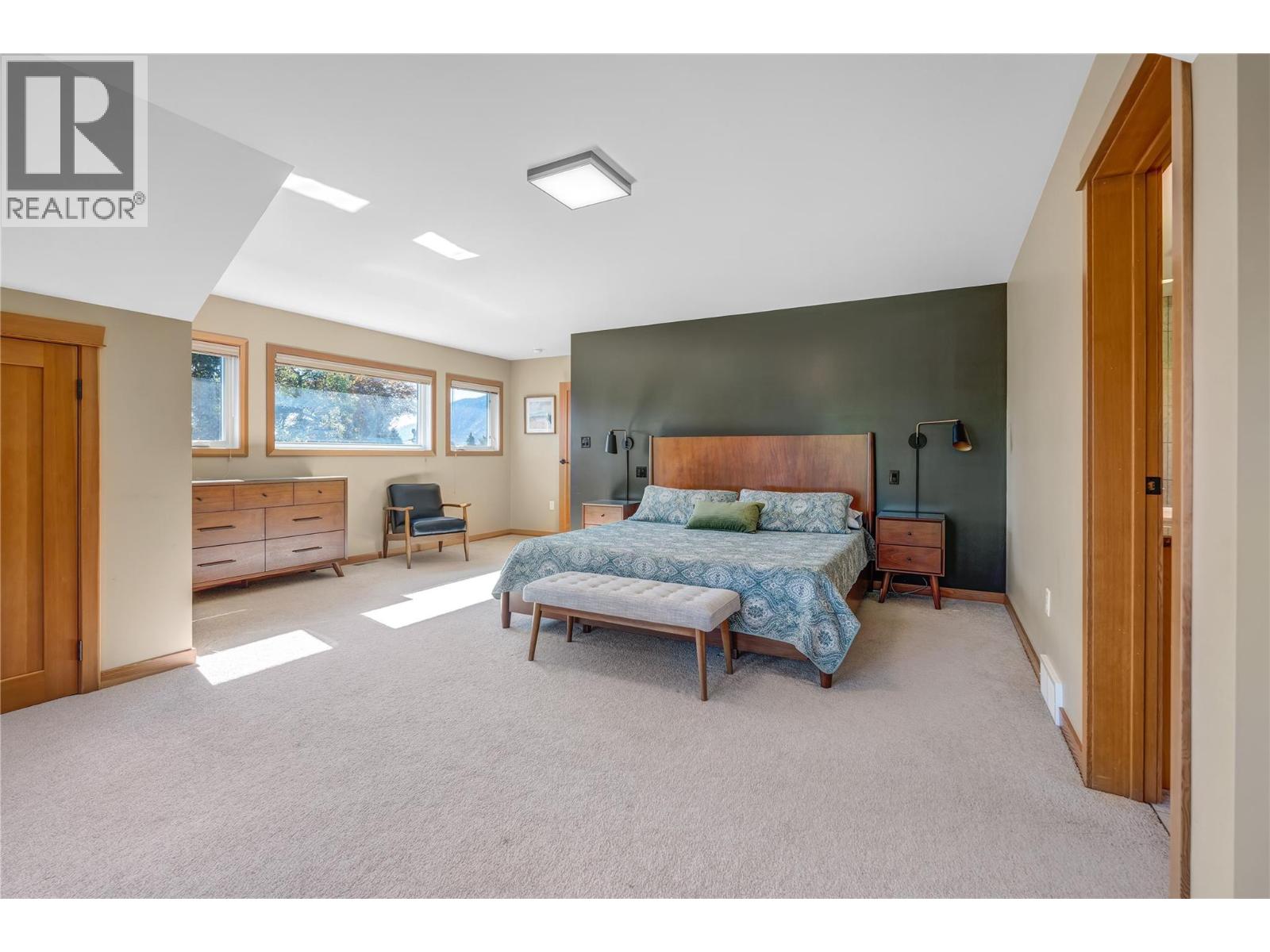 1702 Thornber Street, Summerland