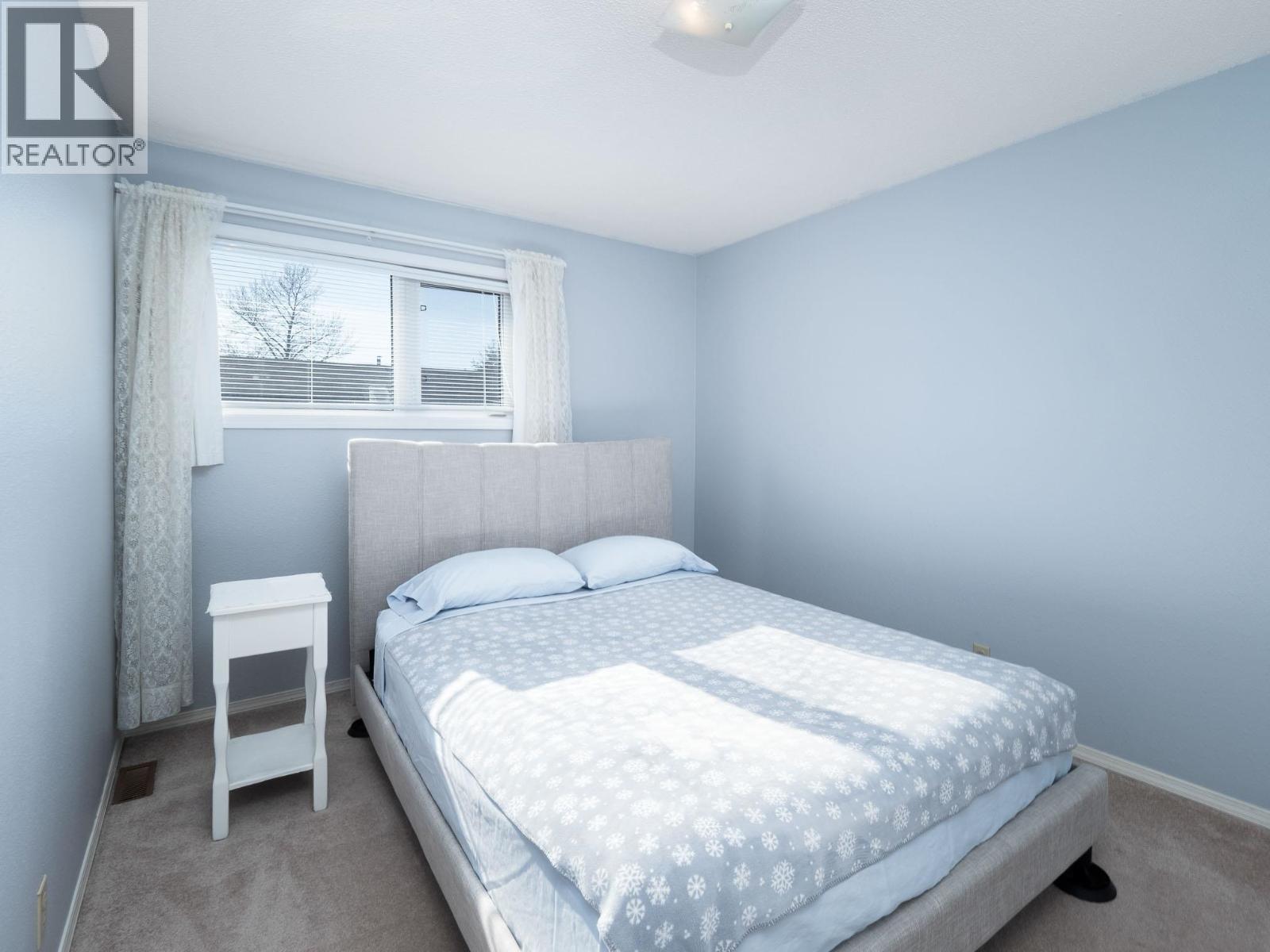 #H104 1900 STRATHCONA AVENUE - 12