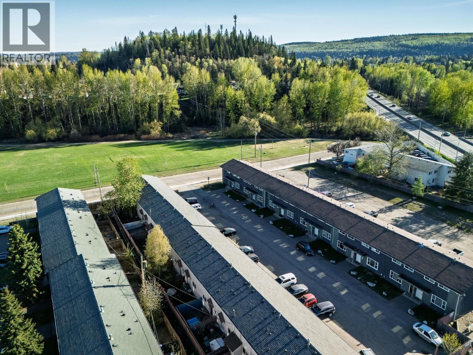 #H104 1900 STRATHCONA AVENUE - 5