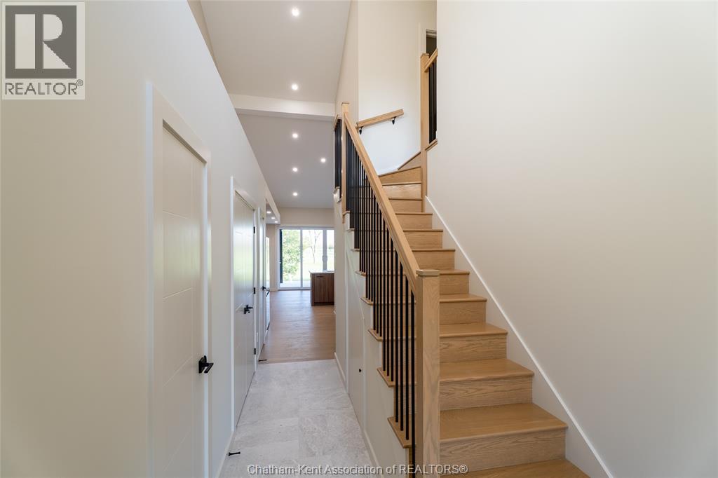 430 Indian Creek ROAD West, Chatham, Ontario, N7M2E2 — Photo 6