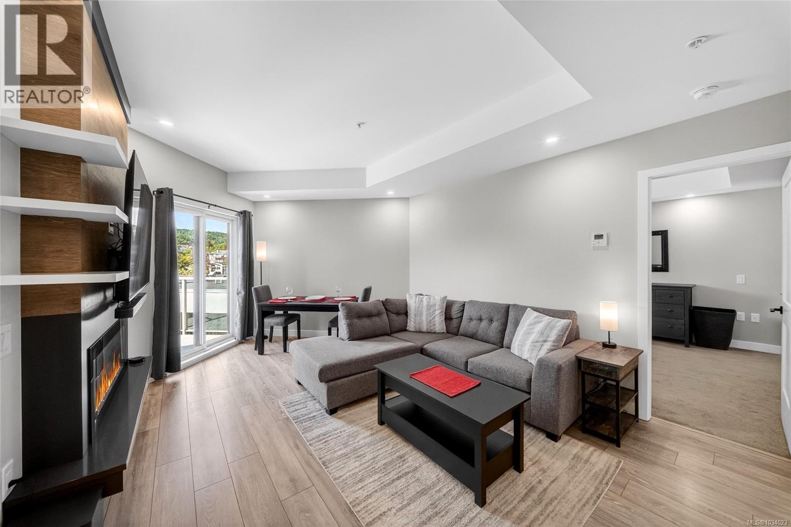 #405 950 Whirlaway Cres - 7