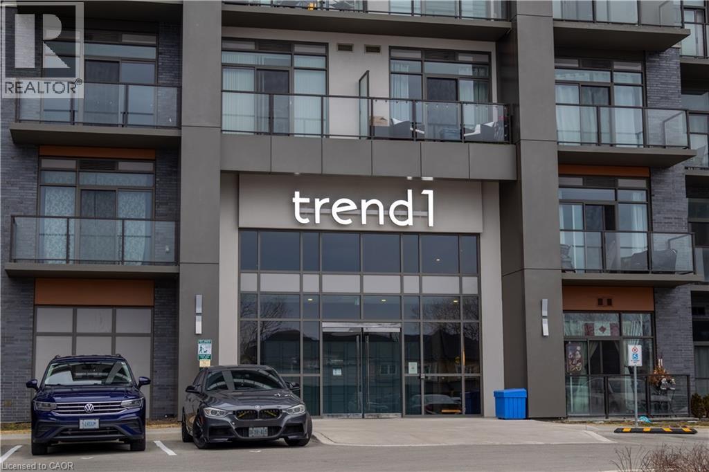 #1005 450 DUNDAS Street E - 1