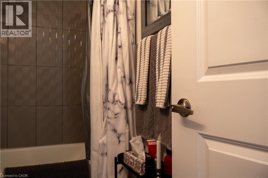 450 DUNDAS Street E Unit# 1005, Waterdown, Ontario, L8B1Z2 — Photo 19