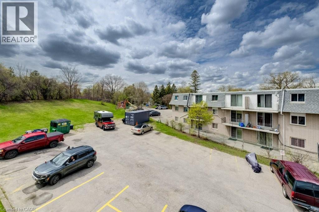267 CLYDE Road Unit# 14, Cambridge, Ontario, N3H1C4 — Photo 7