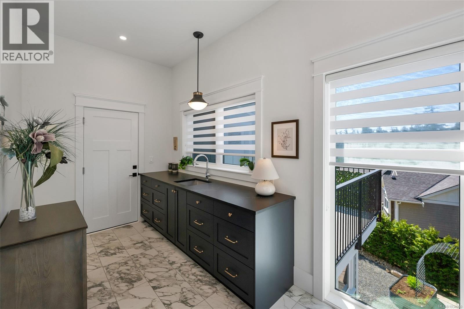 452 Pelican Dr - 37