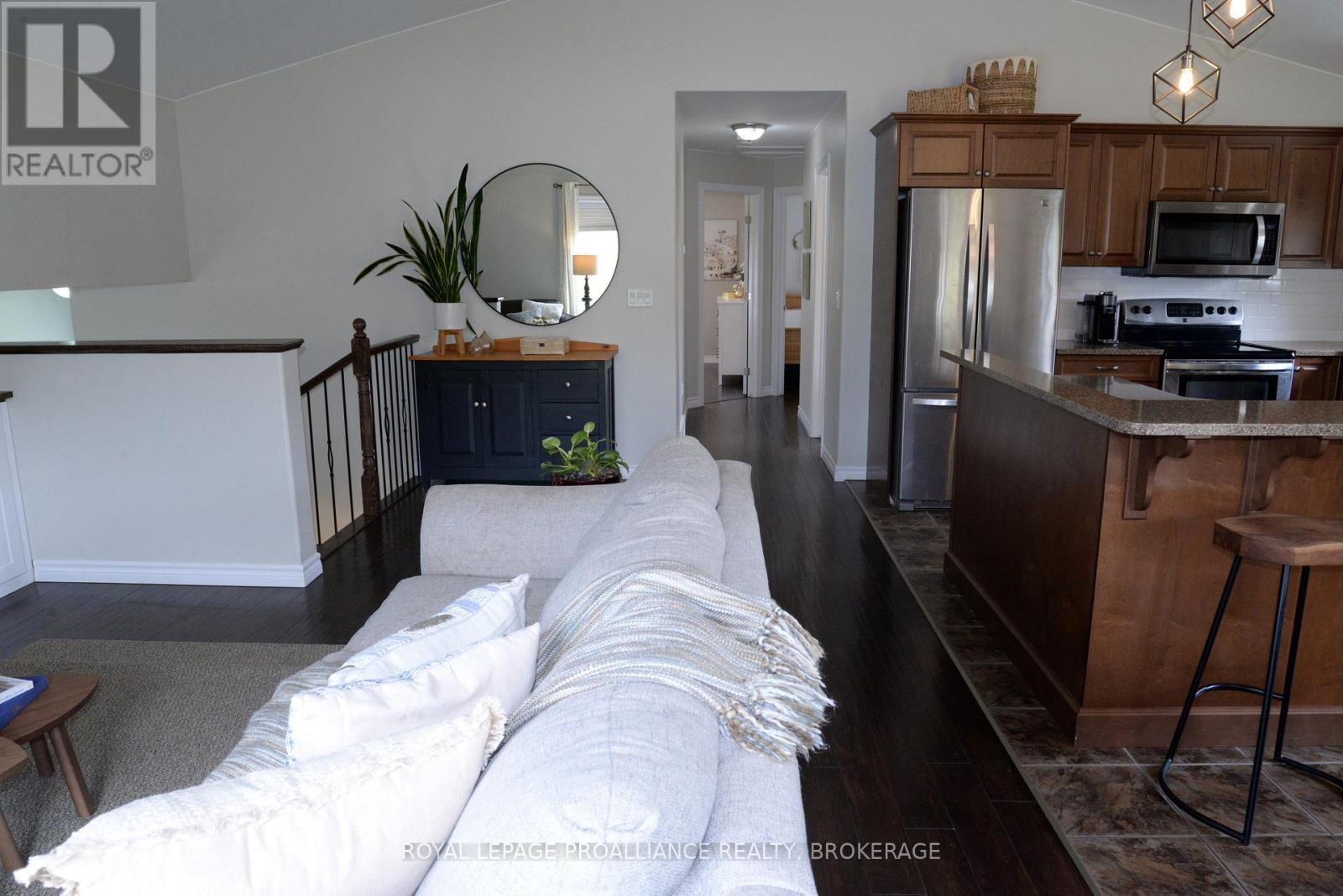4153 MANGAN BOULEVARD - 11