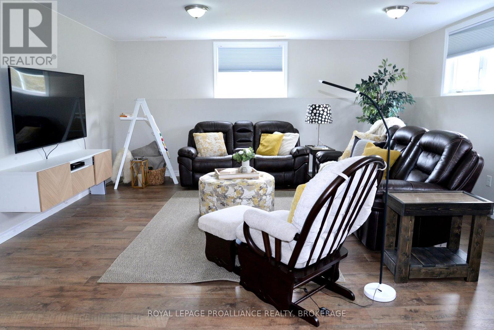 4153 MANGAN BOULEVARD - 27