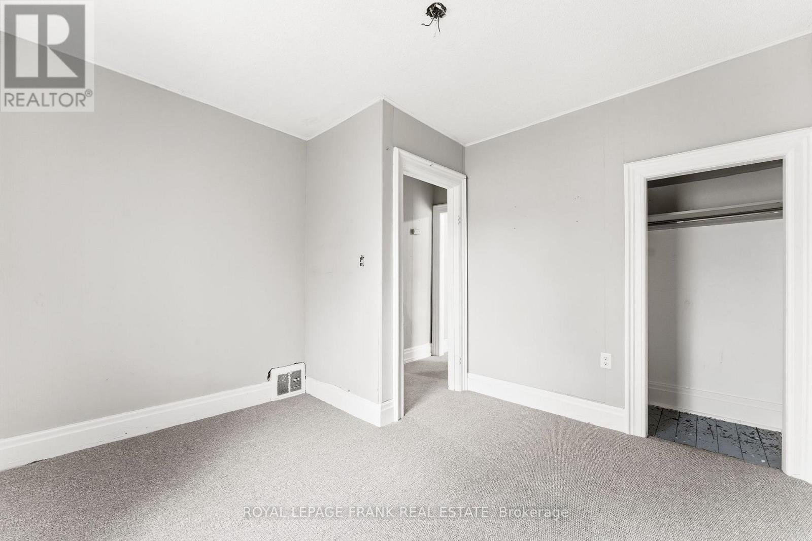 36 MILL STREET - 12