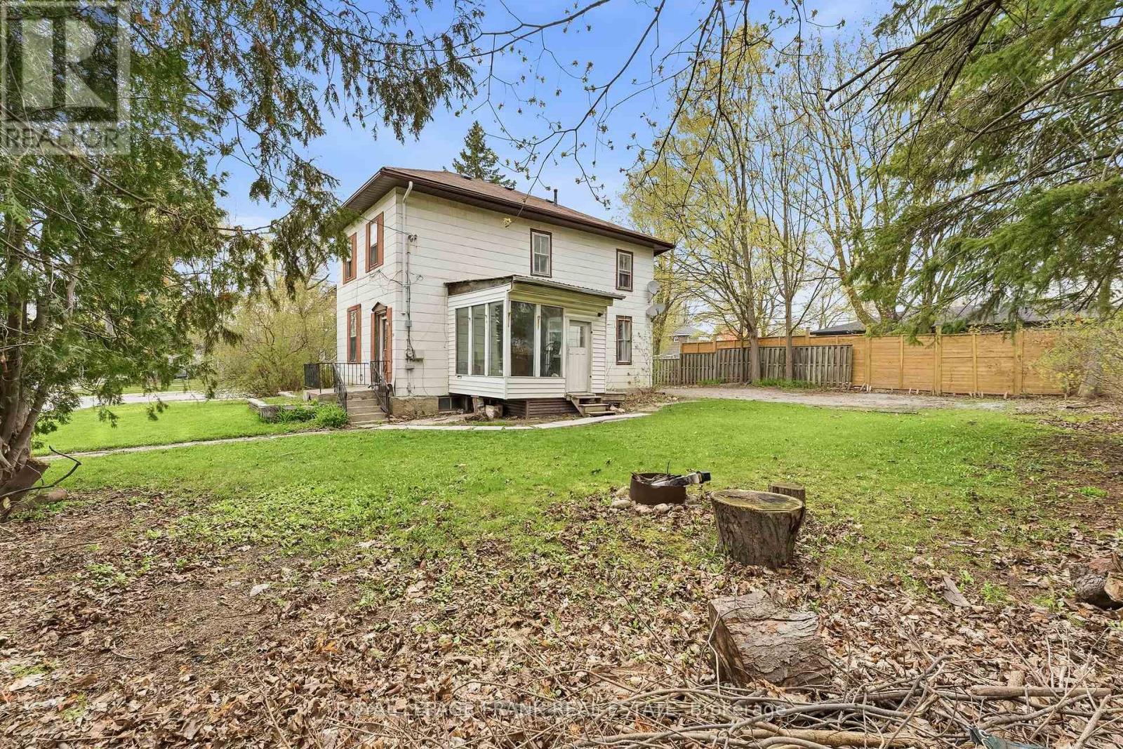 36 MILL STREET - 15