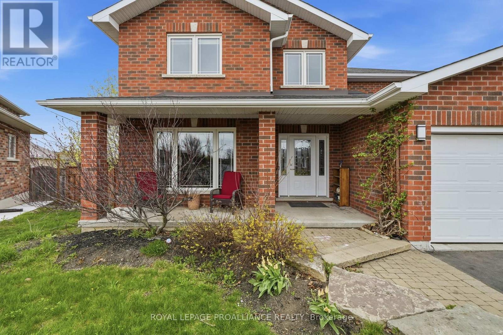 9 ESSEX DRIVE - 4