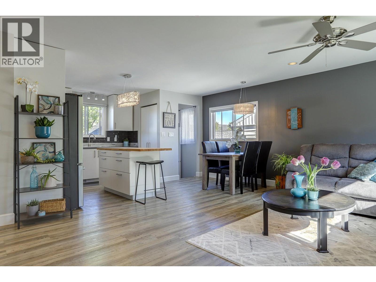 3204 24 Street - 16