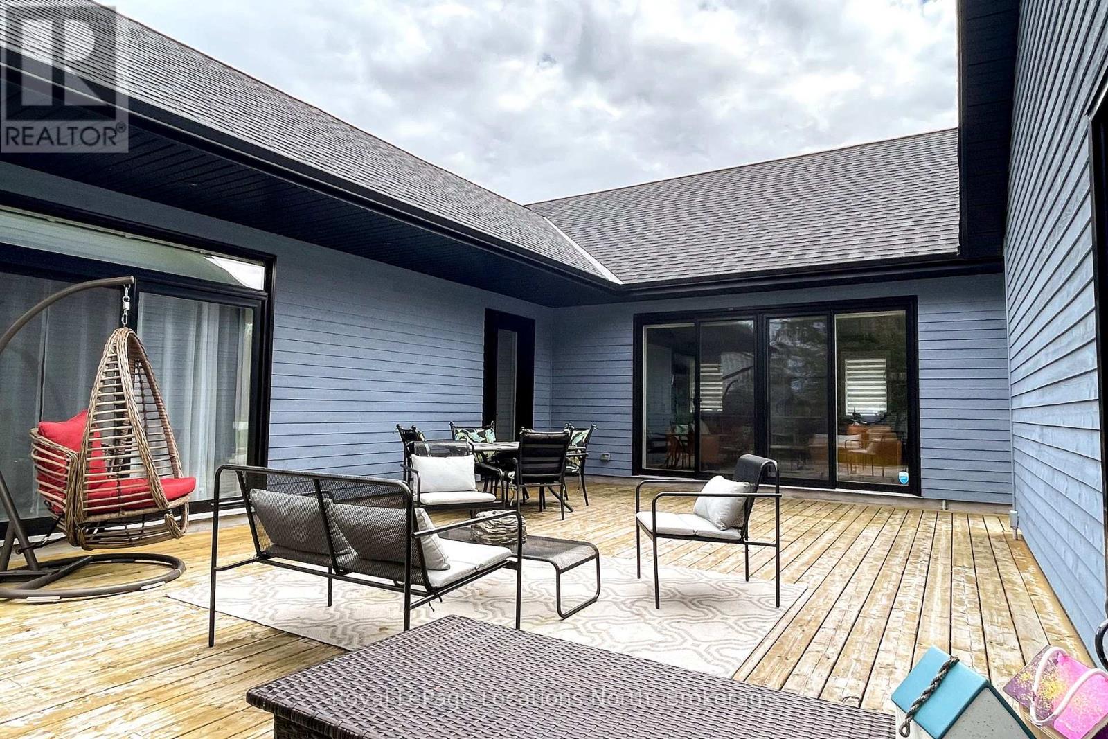 30 GORDON CRESCENT - 31