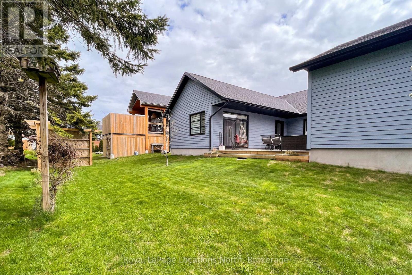 30 GORDON CRESCENT - 32