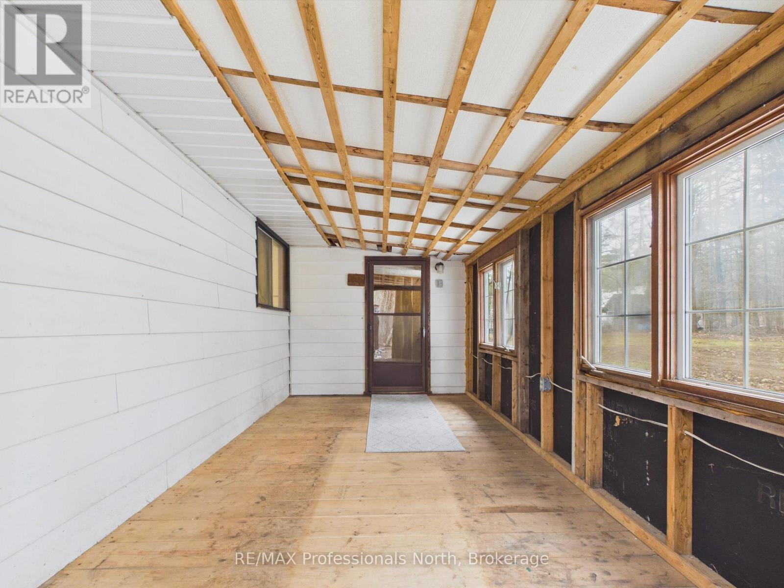 11 BEACON LANE - 28