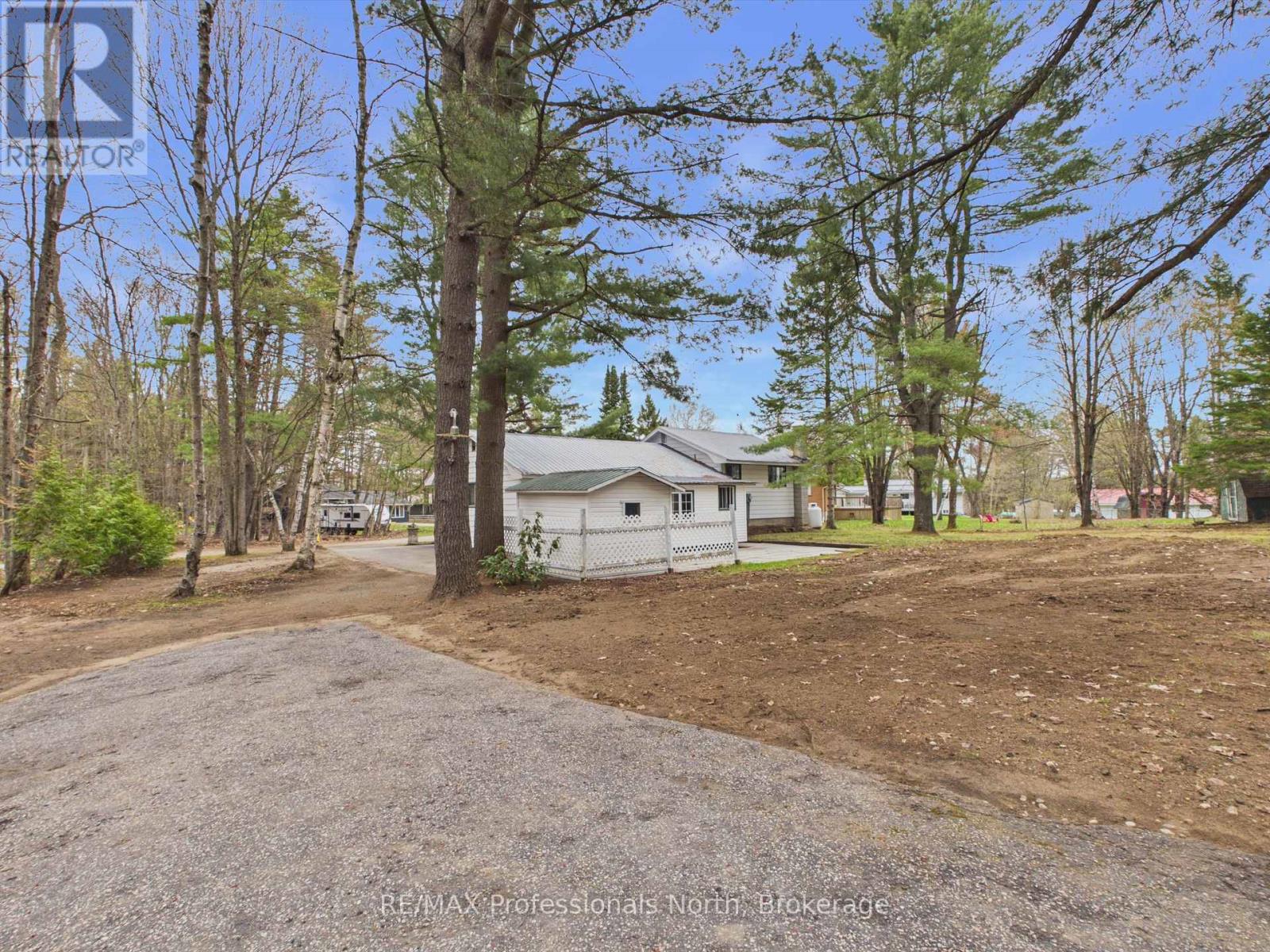 11 BEACON LANE - 31