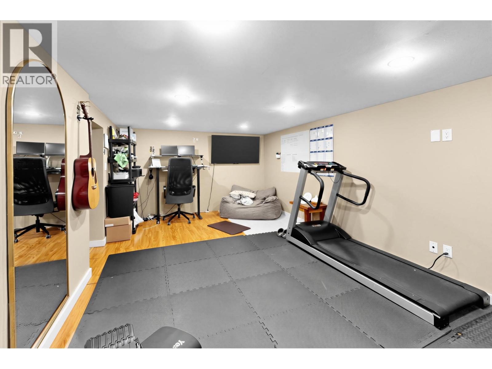 1095 E 29TH STREET, North Vancouver