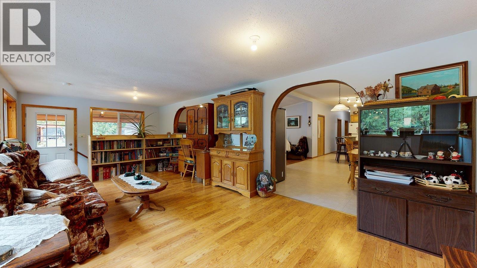  2681 Trans Canada Hwy. Other, Sorrento