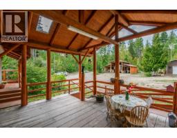 Recreation room - 2681 Trans Canada Hwy., Sorrento, BC V0E2W0 Photo 6