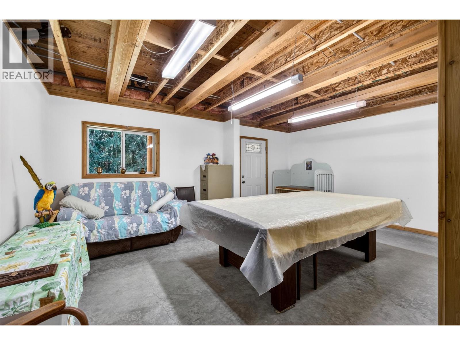  2681 Trans Canada Hwy. Other, Sorrento