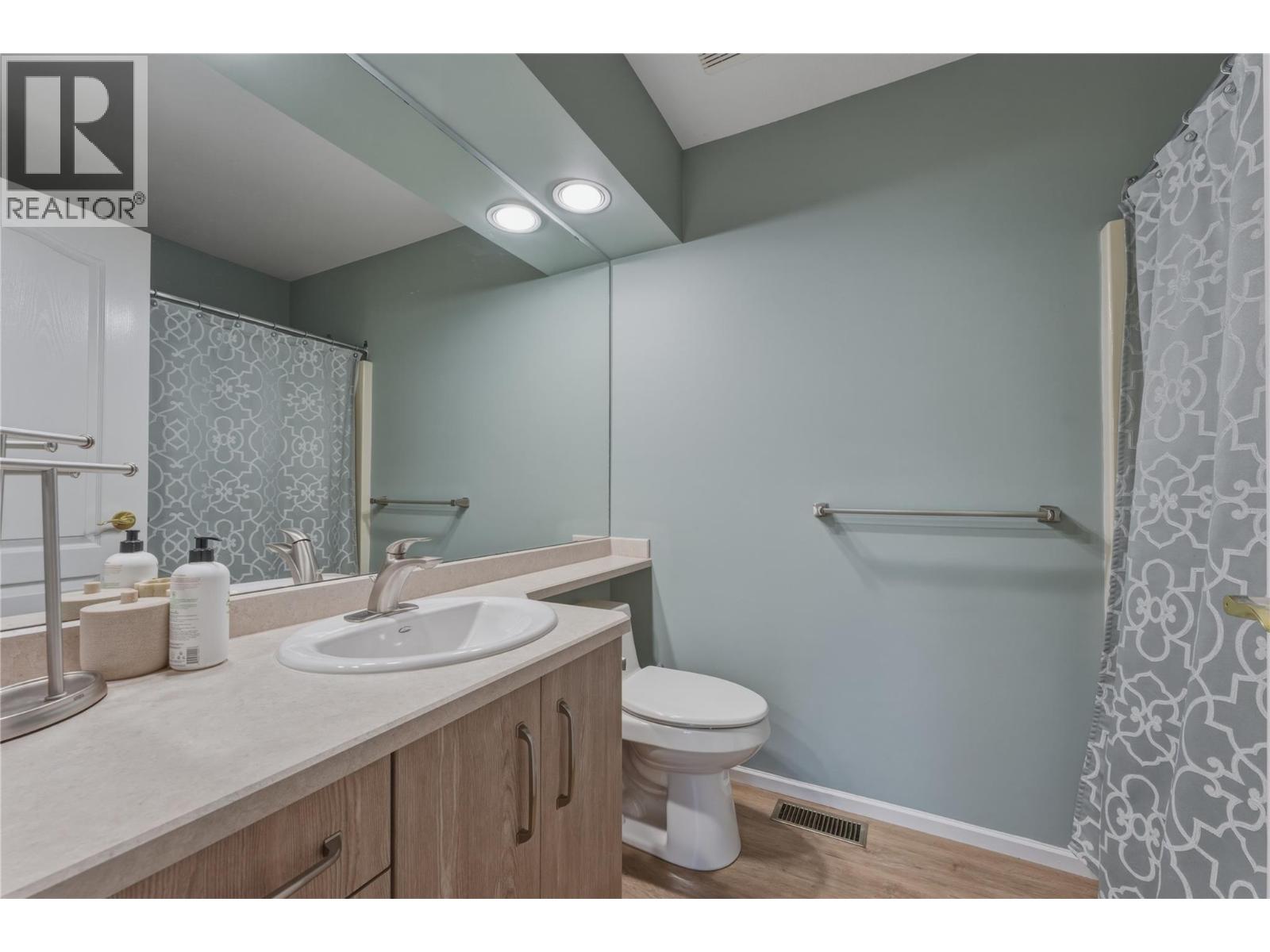 #46 1220 25 Avenue - 24