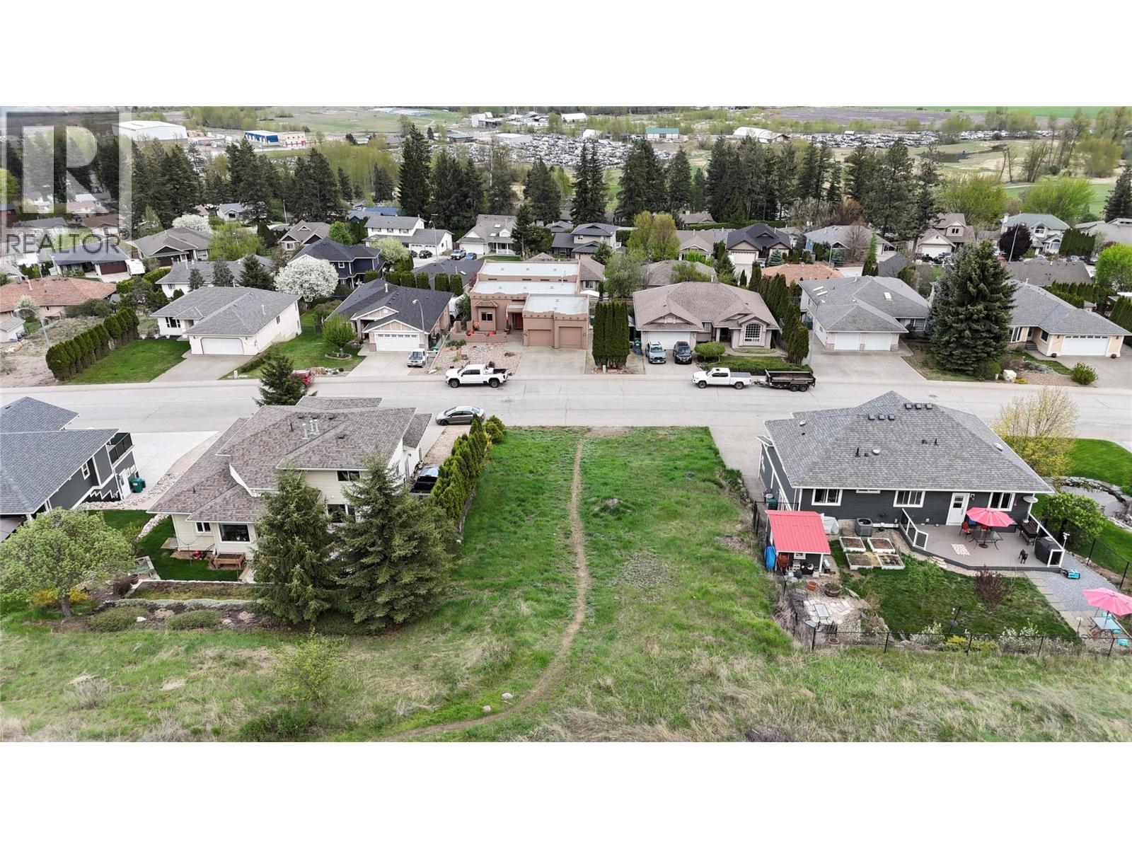 2000 Mountain View Avenue - 7