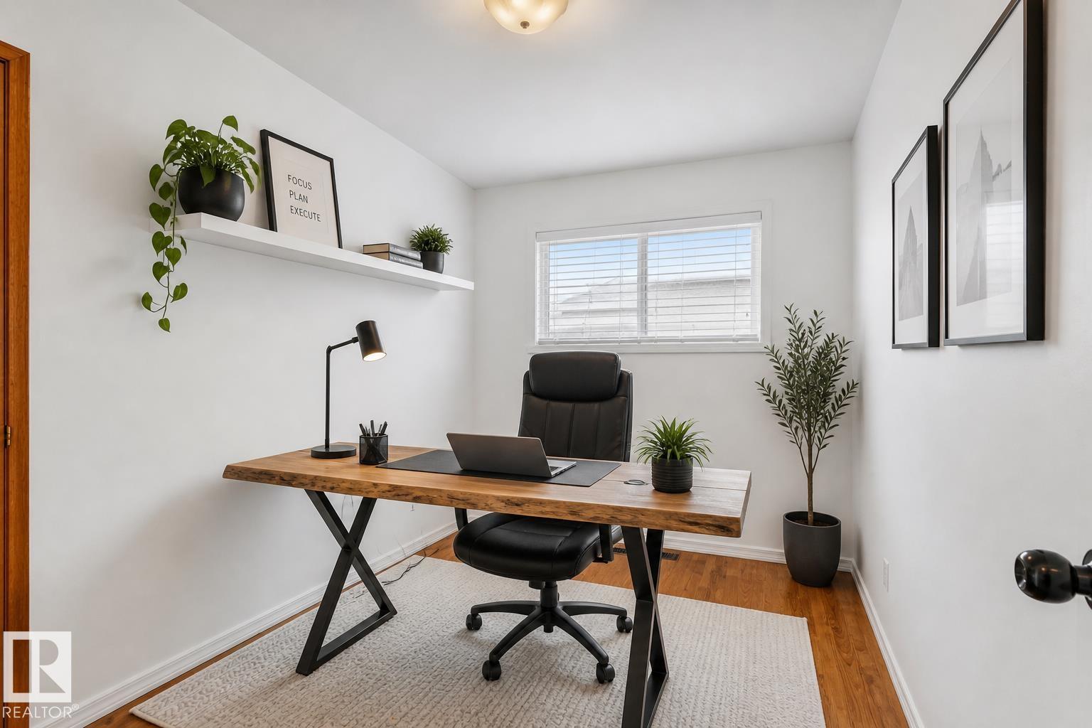 13516 104A ST NW - 10