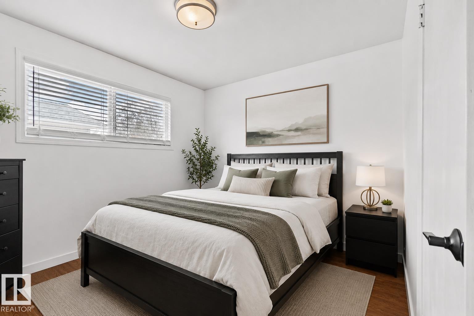 13516 104A ST NW - 11