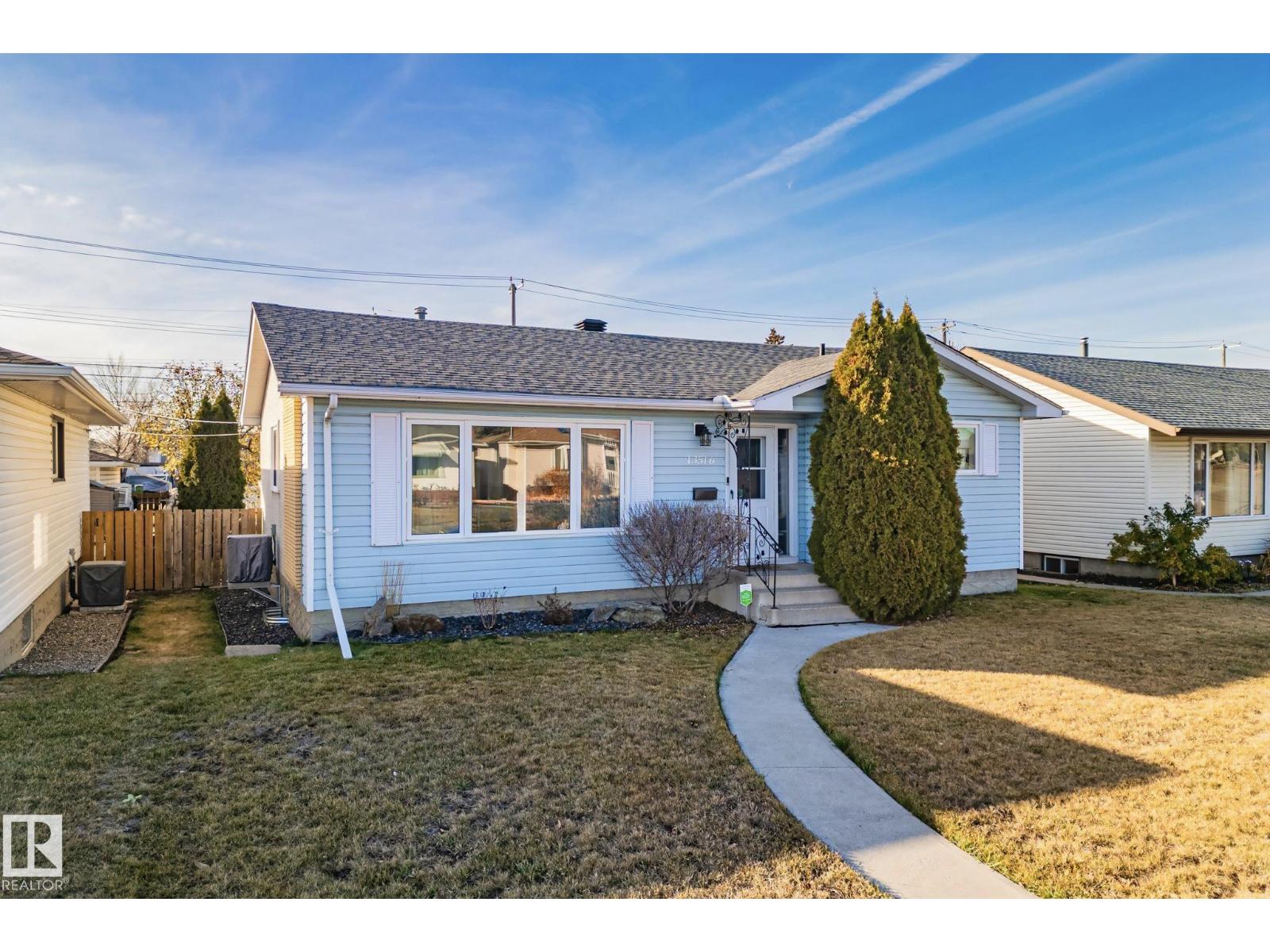 13516 104A ST NW - 21