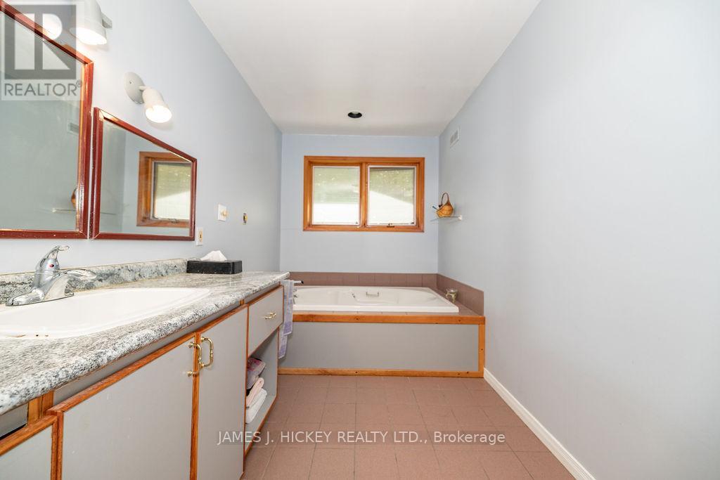 224 THOMAS STREET - 22