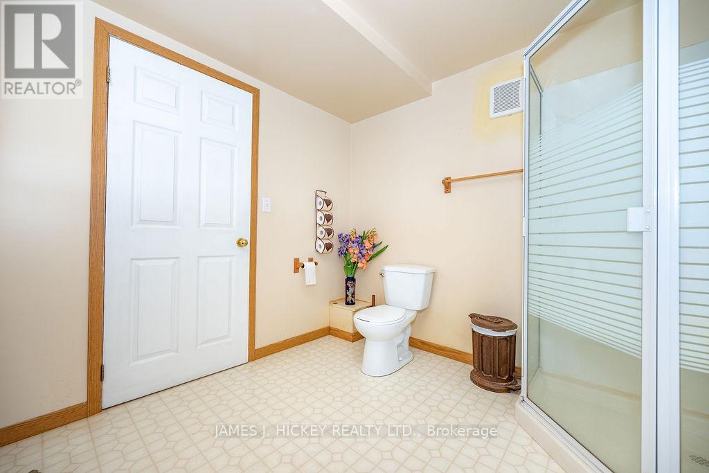 224 THOMAS STREET - 34