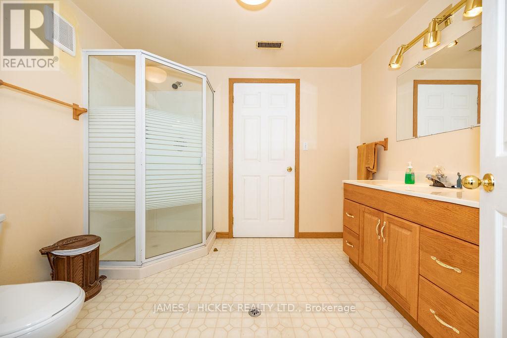 224 THOMAS STREET - 35