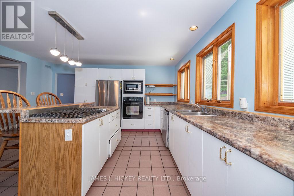 224 THOMAS STREET - 9