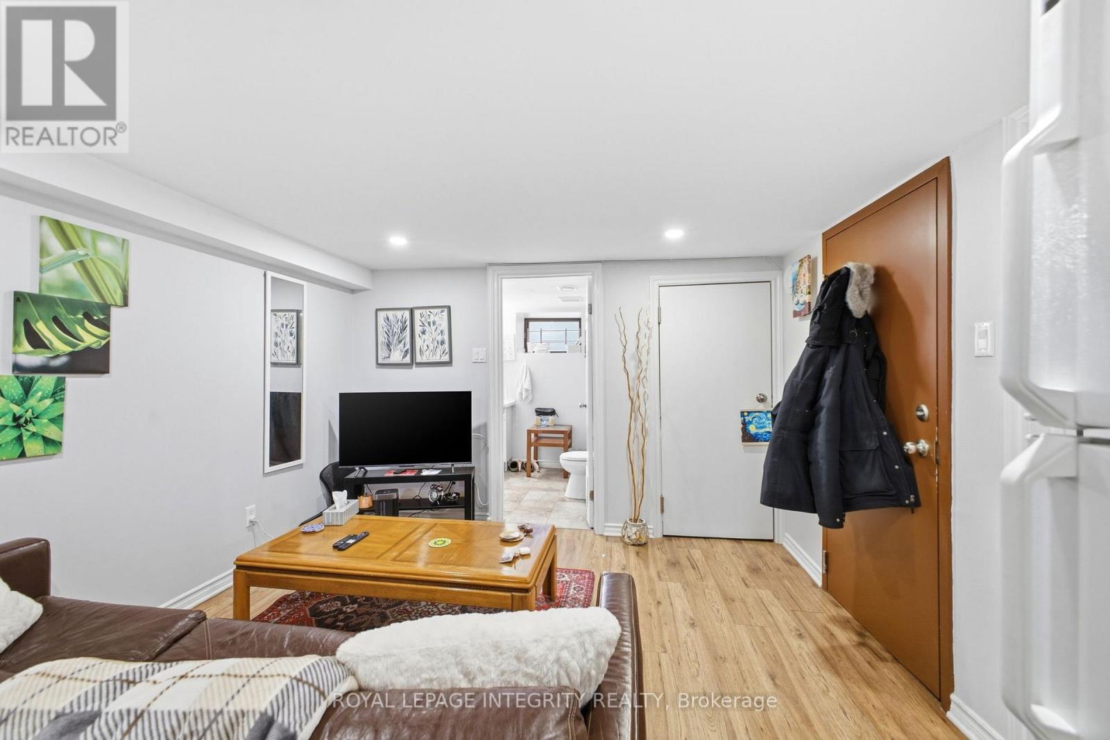 1 Bed, 1 Bath Multi-Family for Rent in Ottawa – B – 172 COBOURG STREET, Ottawa – MLS# X13097530 - Image 17